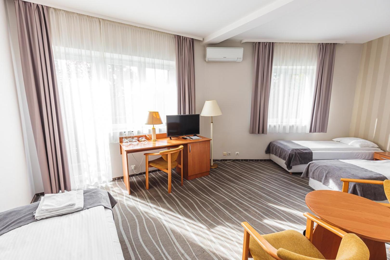 לז'נו Hotel Akwawit מראה חיצוני תמונה