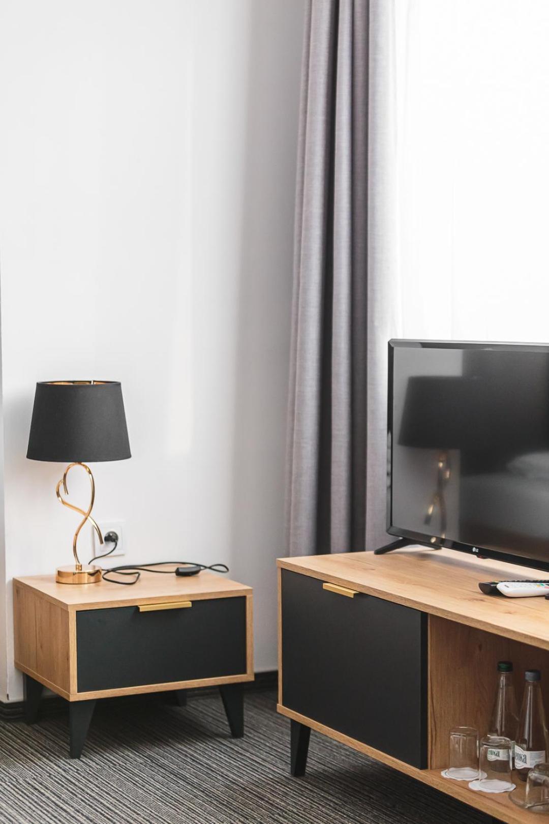 לז'נו Hotel Akwawit מראה חיצוני תמונה